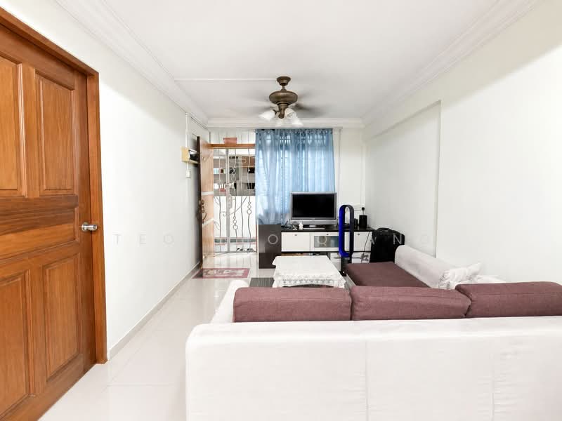 208 Boon Lay Place, 208 Boon Lay Place, 2 Bedrooms, 699 sqft, HDB Flat For Sale, by Teo Guo Qiang, 500240870 - Living Room - PropertyGuru.com.sg