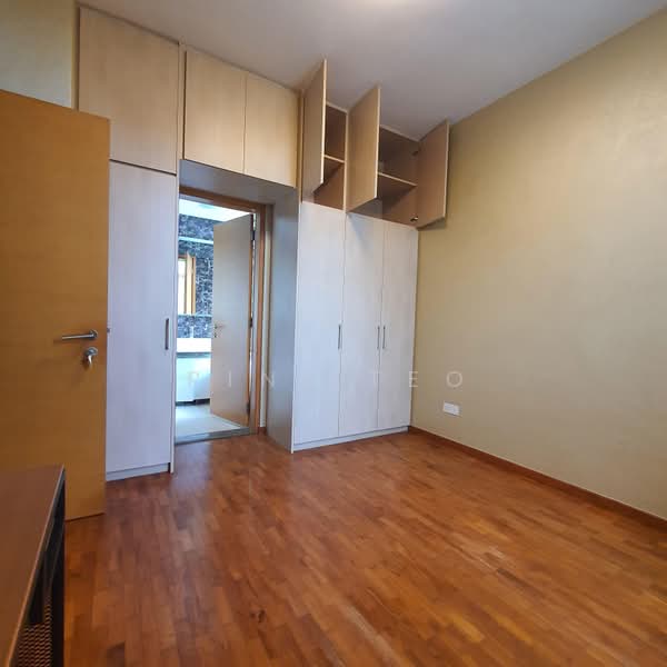 Viz at Holland, 221 Queensway, 3 Bedrooms, 947 sqft, Condominium For Sale, by Rini Teo, 500240876 - PropertyGuru.com.sg