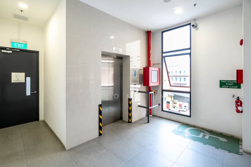 Space 21, 51 Lorong 21 Geylang, 2,443 sqft, Light Industrial (B1) For Sale, by Desmond Ng, 500240888 - Corridor - CommercialGuru.com.sg