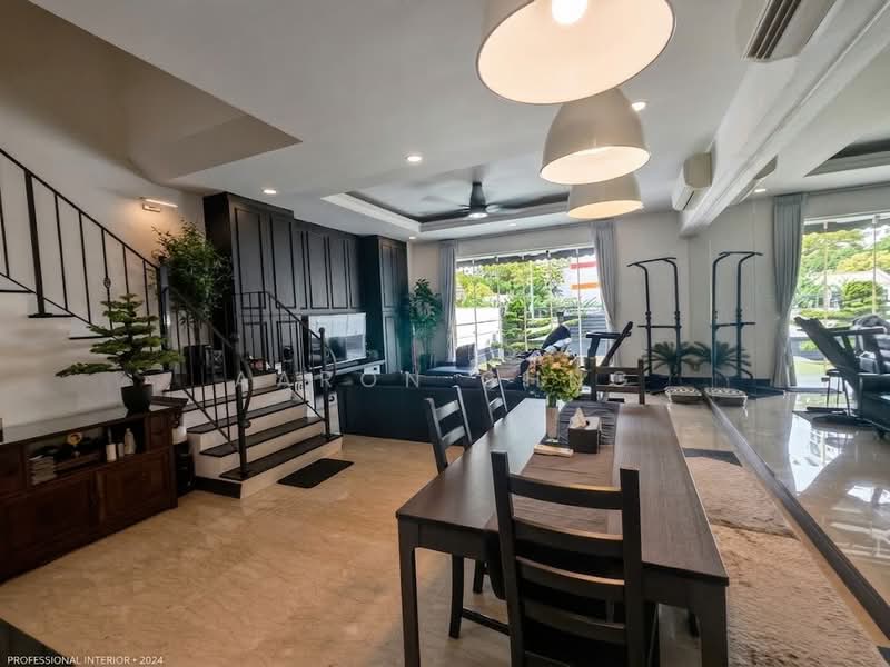 Villa Verde, Verde Grove, Dairy Farm / Bukit Panjang / Choa Chu Kang, 5 Bedrooms, 3,200 sqft, Terraced House For Sale, by Aaron Chng, 500240897 - Living Room - PropertyGuru.com.sg