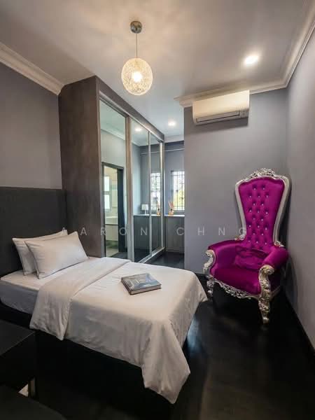 Villa Verde, Verde Grove, Dairy Farm / Bukit Panjang / Choa Chu Kang, 5 Bedrooms, 3,200 sqft, Terraced House For Sale, by Aaron Chng, 500240897 - Bedroom - PropertyGuru.com.sg