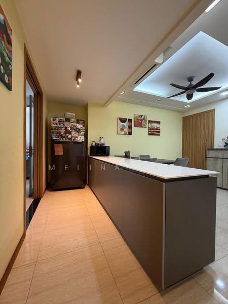 FLO Residence, Punggol Field Walk, 4 Bedrooms, 1,227 sqft, Condominium For Rent, by Melina Yap, 500240898 - Kitchen - PropertyGuru.com.sg