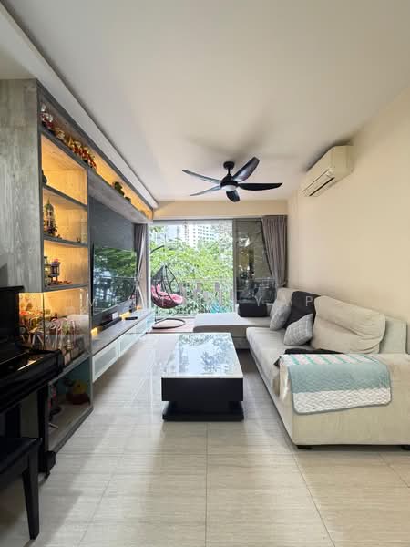 FLO Residence, Punggol Field Walk, 4 Bedrooms, 1,227 sqft, Condominium For Rent, by Melina Yap, 500240898 - Living Room - PropertyGuru.com.sg