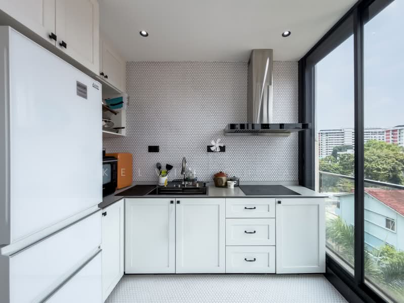 The Promenade @ Pelikat, 183 Jalan Pelikat, 3 Bedrooms, 1,389 sqft, Condominium For Sale, by Kelvin Chua, 500240904 - Kitchen - PropertyGuru.com.sg