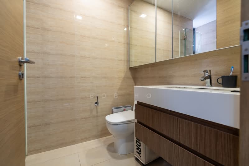The Palette, 103 Pasir Ris Grove, 2 Bedrooms, 753 sqft, Condominium For Sale, by Bob Ho, 500240912 - Bathroom - PropertyGuru.com.sg