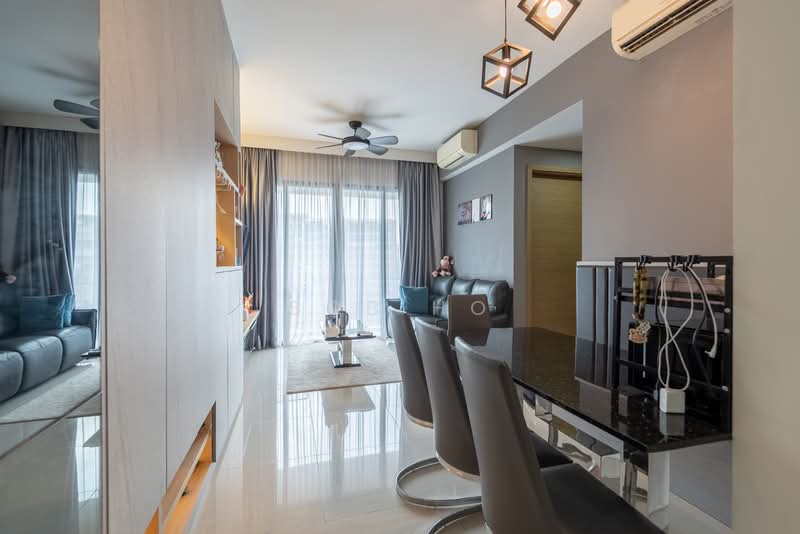 The Palette, 103 Pasir Ris Grove, 2 Bedrooms, 753 sqft, Condominium For Sale, by Bob Ho, 500240912 - Living Room - PropertyGuru.com.sg