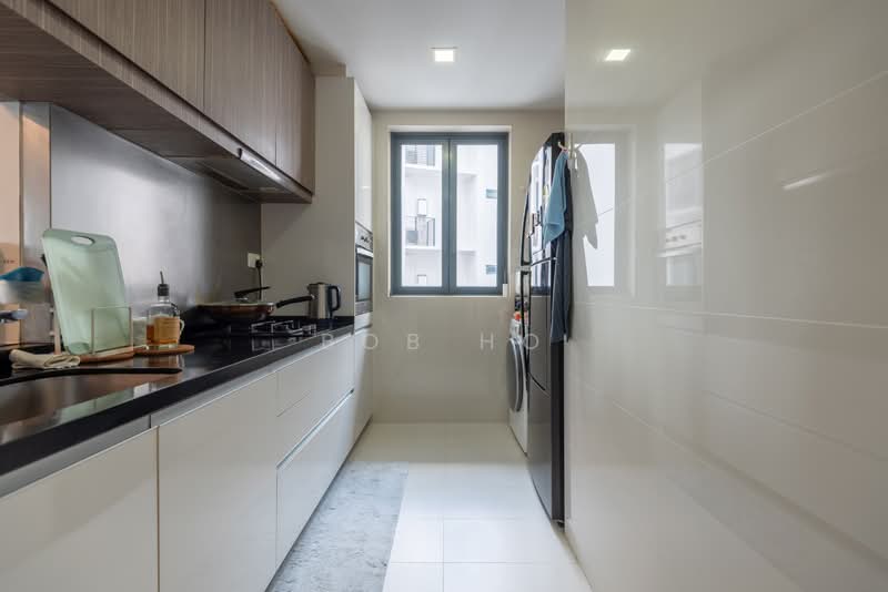 The Palette, 103 Pasir Ris Grove, 2 Bedrooms, 753 sqft, Condominium For Sale, by Bob Ho, 500240912 - Kitchen - PropertyGuru.com.sg