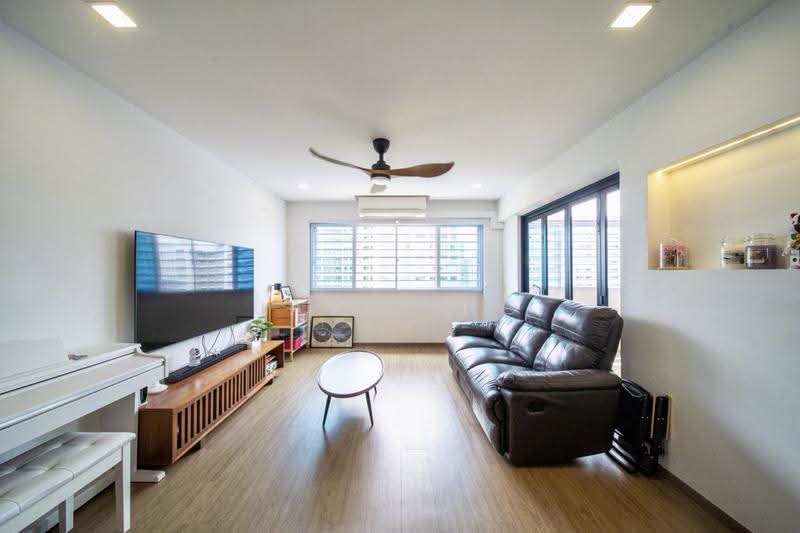 867A Tampines Street 83, 867A Tampines Street 83, Pasir Ris / Tampines, 3 Bedrooms, 1,571 sqft, HDB Flat For Sale, by Jassy Ho, 500240932 - Living Room - PropertyGuru.com.sg