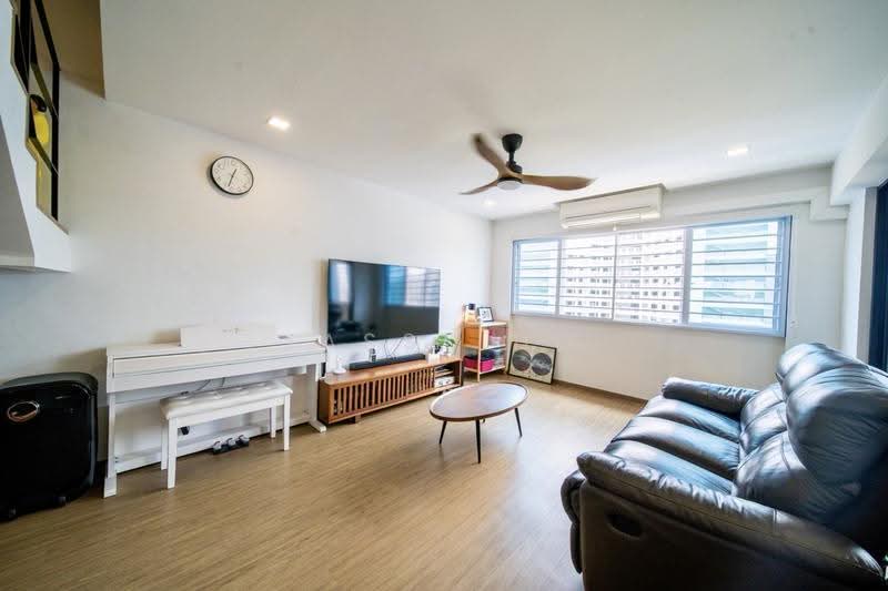 867A Tampines Street 83, 867A Tampines Street 83, Pasir Ris / Tampines, 3 Bedrooms, 1,571 sqft, HDB Flat For Sale, by Jassy Ho, 500240932 - Living Room - PropertyGuru.com.sg