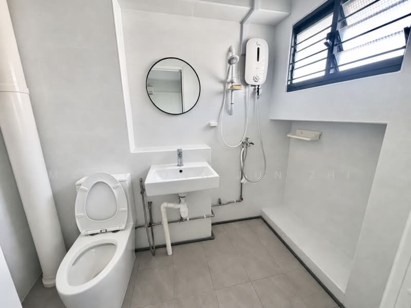 511 Choa Chu Kang Street 51, 511 Choa Chu Kang Street 51, 4 Bedrooms, 1,431 sqft, HDB Flat For Sale, by Mario Ong Jun Zhi, 500240937 - Master Bathroom - PropertyGuru.com.sg