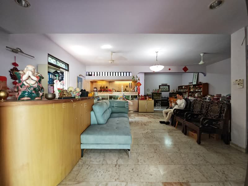 Jalan Bangsawan / Opera Estate / Swan Lake Avenue / Fidelio Street / Aida Street Semi-D, Jalan Bangsawan / Opera Estate / Swan Lake Avenue / Fidelio Street / Aida Street, 6 Bedrooms, 4,000 sqft, Semi-Detached House For Sale, by Jeff Tee (尚洋), 500240940 - Living Room - PropertyGuru.com.sg