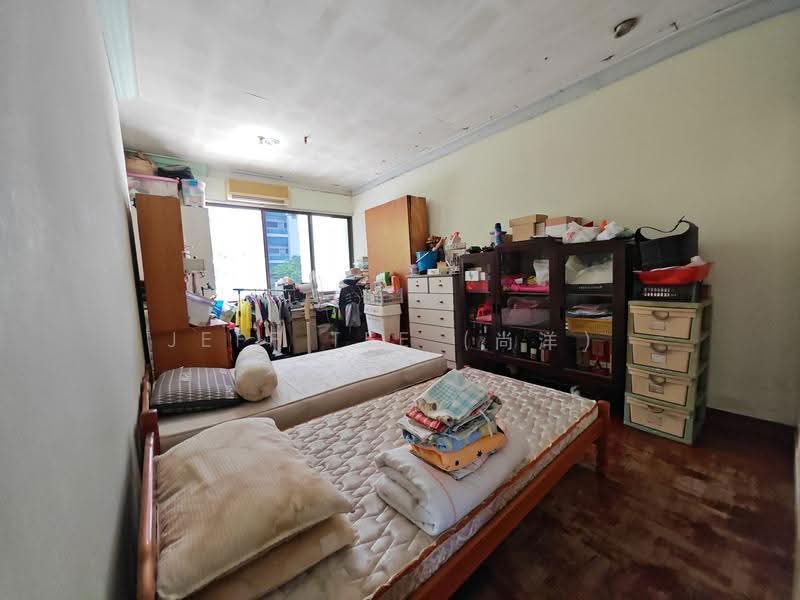 Jalan Bangsawan / Opera Estate / Swan Lake Avenue / Fidelio Street / Aida Street Semi-D, Jalan Bangsawan / Opera Estate / Swan Lake Avenue / Fidelio Street / Aida Street, 6 Bedrooms, 4,000 sqft, Semi-Detached House For Sale, by Jeff Tee (尚洋), 500240940 - Bedroom - PropertyGuru.com.sg