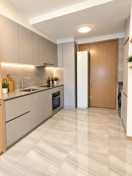 High Park Residences, 27 Fernvale Road, Seletar / Yio Chu Kang, 2 Bedrooms, 570 sqft, Condominium For Sale, by Betty Ow, 500240953 - Kitchen - PropertyGuru.com.sg
