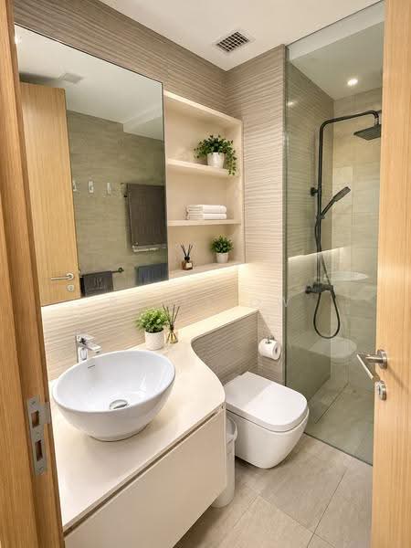 High Park Residences, 27 Fernvale Road, Seletar / Yio Chu Kang, 2 Bedrooms, 570 sqft, Condominium For Sale, by Betty Ow, 500240953 - Bathroom - PropertyGuru.com.sg