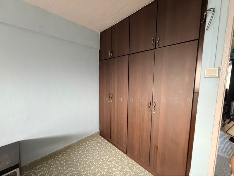 44 Sims Drive, 44 Sims Drive, Room Rental, 150 sqft, HDB Flat For Rent, by Daniel Chua 蔡美山, 500240967 - PropertyGuru.com.sg