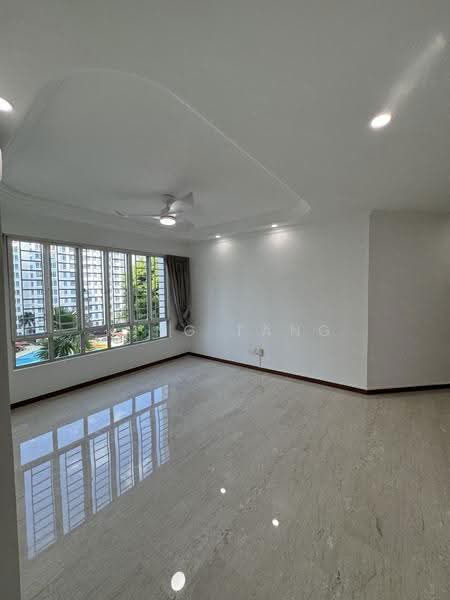 Northoaks, 20 Woodlands Cresent, 3 Bedrooms, 1,216 sqft, Condominium For Sale, by King Tang, 500240993 - Living Room - PropertyGuru.com.sg