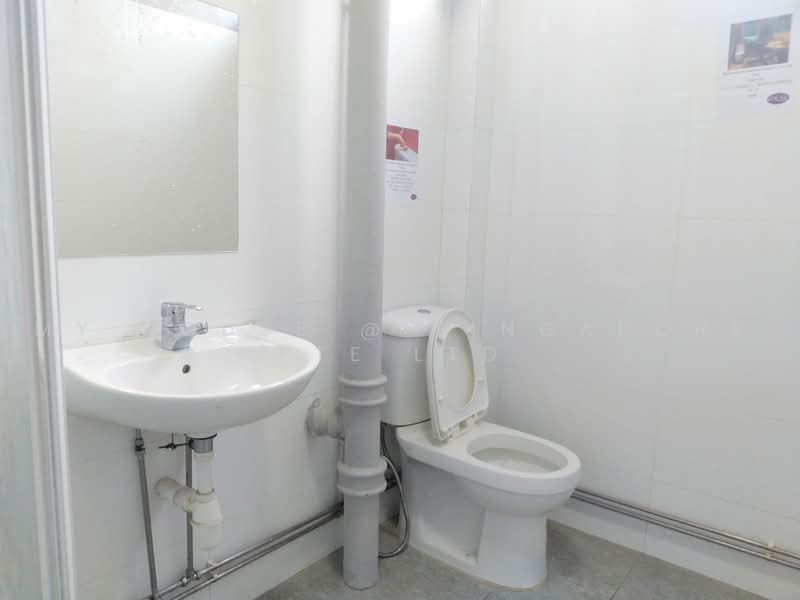mayo st, , Room Rental, 113 sqft, Shophouse For Rent, by Mdm Yang, 500241020 - Bathroom - PropertyGuru.com.sg