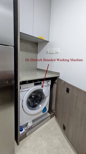 Avenue South Residence, 11 Silat Avenue, 2 Bedrooms, 689 sqft, Condominium For Sale, by Jomaine Chua, 500241023 - Kitchen Washing Machine - PropertyGuru.com.sg