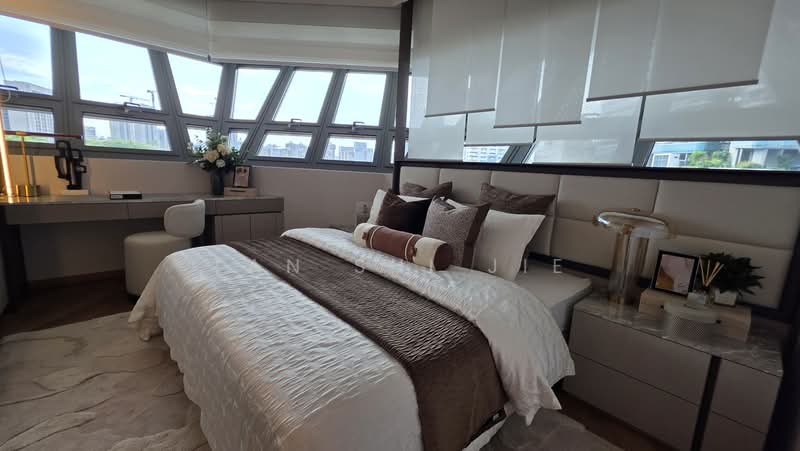Concourse Skyline, 300 Beach Road, Beach Road / Bugis / Rochor, 3 Bedrooms, 1,668 sqft, Condominium For Sale, by Tan Shi Jie, 500241036 - Bedroom - PropertyGuru.com.sg