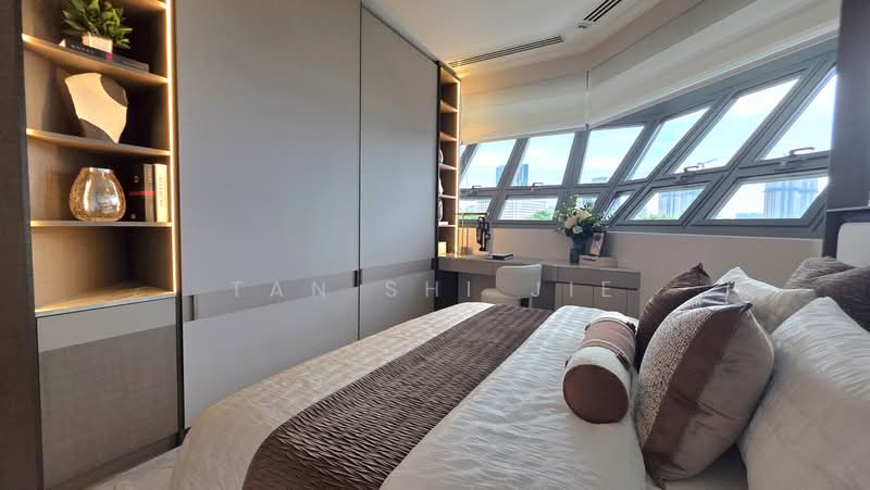 Concourse Skyline, 300 Beach Road, Beach Road / Bugis / Rochor, 3 Bedrooms, 1,668 sqft, Condominium For Sale, by Tan Shi Jie, 500241036 - Bedroom - PropertyGuru.com.sg