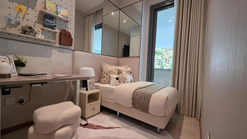 Concourse Skyline, 300 Beach Road, Beach Road / Bugis / Rochor, 3 Bedrooms, 1,668 sqft, Condominium For Sale, by Tan Shi Jie, 500241036 - Bedroom - PropertyGuru.com.sg