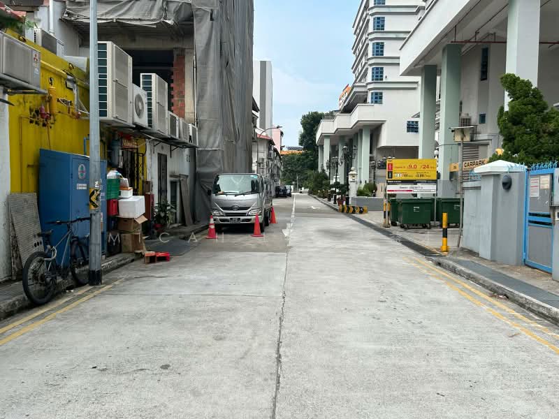 69X Geylang Road Walk Up On 2nd Floor For Rent, Geylang Street, 2 Bedrooms, 950 sqft, Shophouse For Rent, by Micah Lim 林益才, 500241041 - PropertyGuru.com.sg