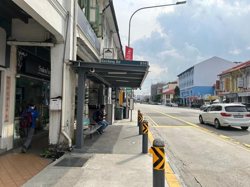 69X Geylang Road Walk Up On 2nd Floor For Rent, Geylang Street, 2 Bedrooms, 950 sqft, Shophouse For Rent, by Micah Lim 林益才, 500241041 - Exterior - PropertyGuru.com.sg