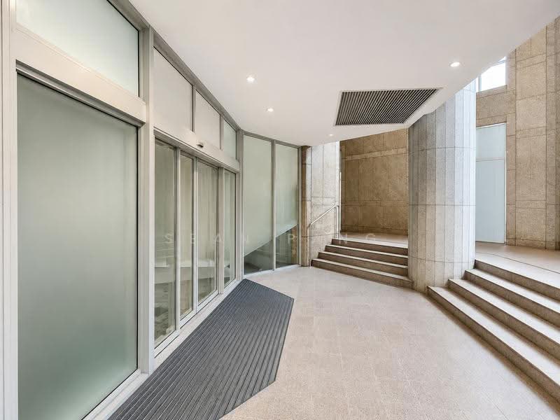 Rare L1 F&B Space @ Bugis Vicinity | Near MRT | Prime Location | Rarely Available, Beach Road / Bugis / Rochor, 1,467 sqft, Food & Beverage For Rent, by Sean Pang, 500241057 - Entrance - CommercialGuru.com.sg