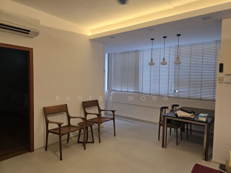 17 Tiong Bahru Road, 17 Tiong Bahru Road, Room Rental, 950 sqft, HDB Flat For Rent, by Phoebe Wong, 500241067 - Living Room - PropertyGuru.com.sg