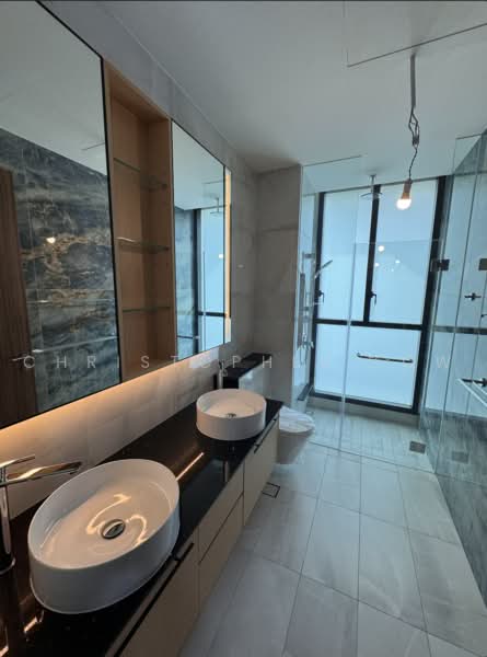 Belgravia Ace, 100 Belgravia Drive, 5 Bedrooms, 4,370 sqft, Semi-Detached House For Sale, by Christopher Low, 500241078 - Bathroom - PropertyGuru.com.sg