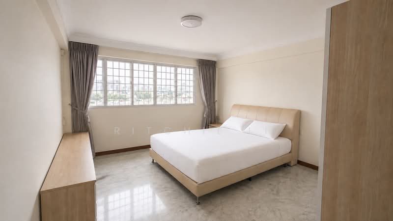 521 Hougang Avenue 6, 521 Hougang Avenue 6, 3 Bedrooms, 1,302 sqft, HDB Flat For Sale, by Ritchie Li, 500241098 - Bedroom - PropertyGuru.com.sg