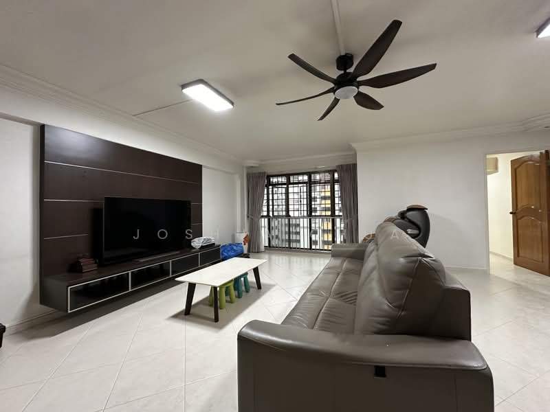 663D Jurong West Street 65, 663D Jurong West Street 65, 3 Bedrooms, 1,184 sqft, HDB Flat For Sale, by Joshua Chua, 500241116 - Living Room - PropertyGuru.com.sg