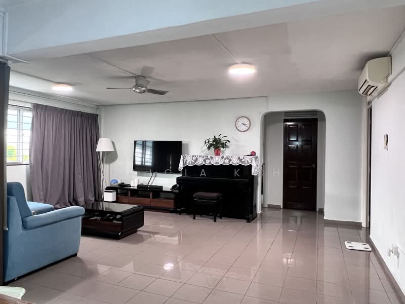 329 Bukit Batok Street 33, 329 Bukit Batok Street 33, Dairy Farm / Bukit Panjang / Choa Chu Kang, 3 Bedrooms, 1,313 sqft, HDB Flat For Sale, by Alicia Koh, 500241117 - Living Room - PropertyGuru.com.sg