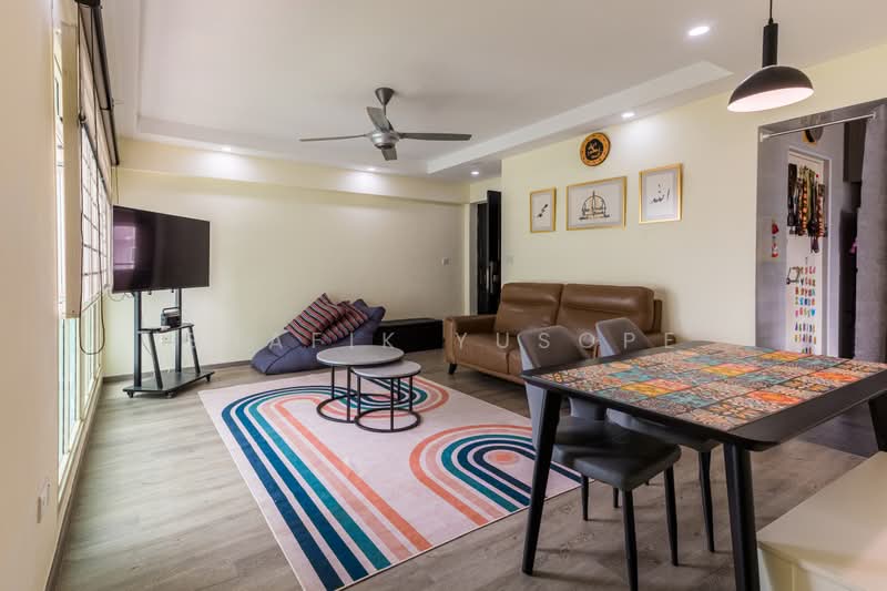 466A Spring Lodge, 466A Sembawang Drive, 3 Bedrooms, 967 sqft, HDB Flat For Sale, by Shafik Yusope, 500241123 - Living Room - PropertyGuru.com.sg