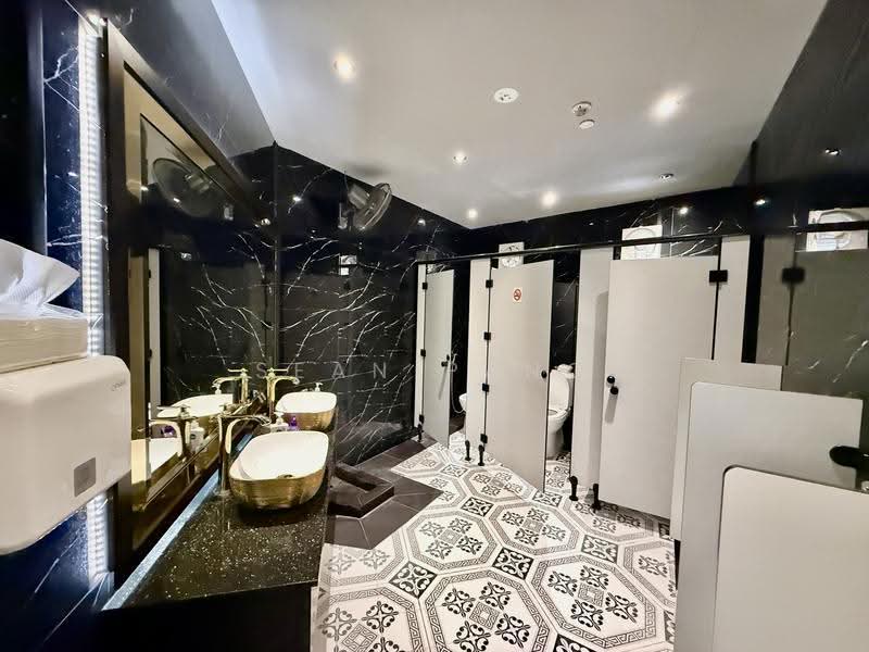 Events/Retail Space @ Jalan Besar Vicinity | Excellent Frontage, Farrer Park / Serangoon Rd, 4,367 sqft, Other Retail For Rent, by Sean Pang, 500241125 - Bathroom - CommercialGuru.com.sg