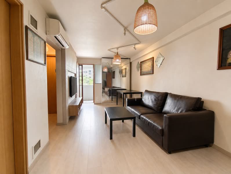 215 Boon Lay Place, 215 Boon Lay Place, 2 Bedrooms, 710 sqft, HDB Flat For Sale, by Alex Lim, 500241127 - Living Room - PropertyGuru.com.sg