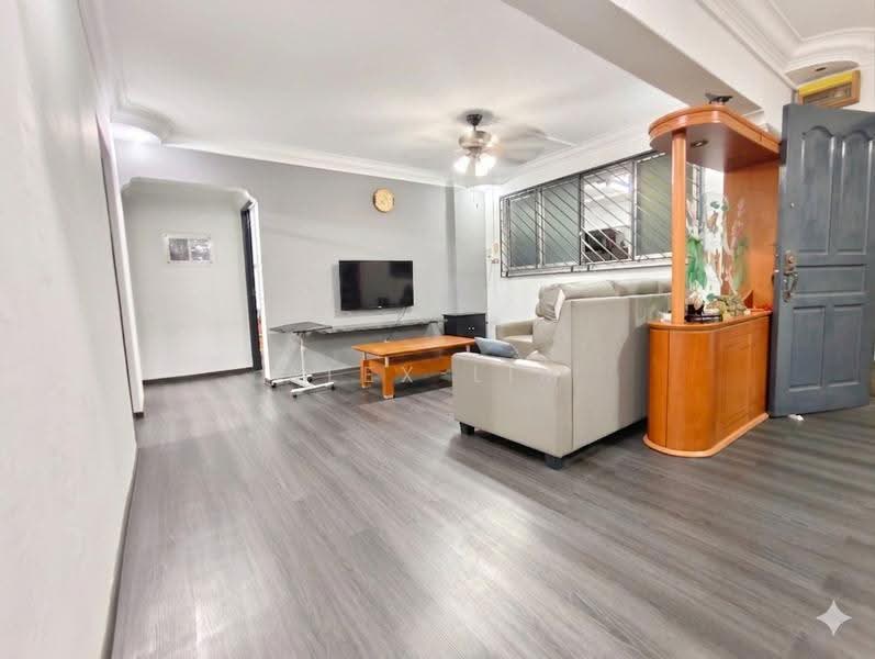 746 Jurong West Street 73, 746 Jurong West Street 73, 3 Bedrooms, 1,119 sqft, HDB Flat For Sale, by Alex Lim, 500241139 - Living Room - PropertyGuru.com.sg