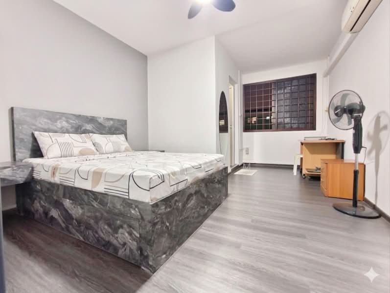 746 Jurong West Street 73, 746 Jurong West Street 73, 3 Bedrooms, 1,119 sqft, HDB Flat For Sale, by Alex Lim, 500241139 - Bedroom - PropertyGuru.com.sg