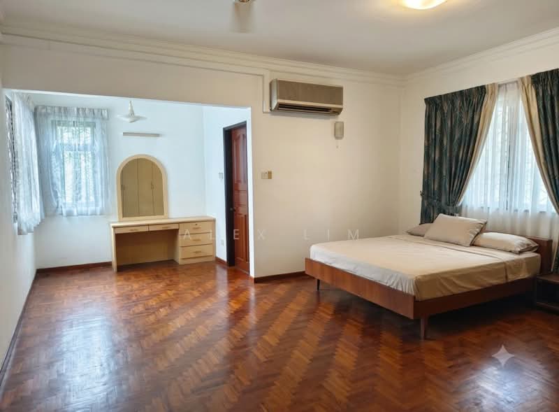 CORNER TERRACE TRURO RD FARRER PARK MRT CITY SQUARE MALL, Truro Road, 4 Bedrooms, 2,640 sqft, Corner Terrace For Sale, by Alex Lim, 500241161 - Bedroom - PropertyGuru.com.sg