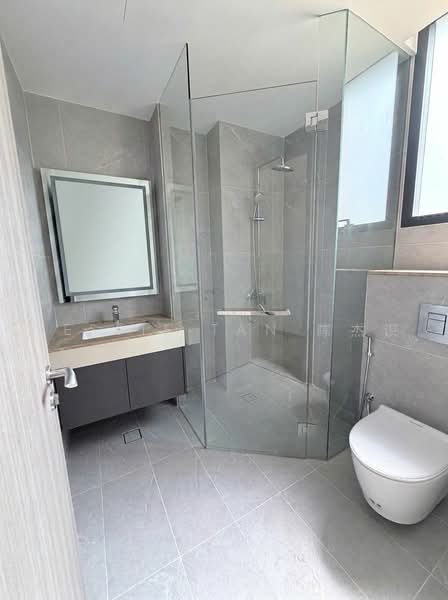Neram road, Neram road, 5 Bedrooms, 4,700 sqft, Corner Terrace For Sale, by Jessie Tan 陈杰识, 500241174 - Bathroom - PropertyGuru.com.sg