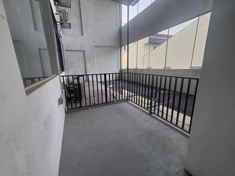 Horne Road, Horne Road, Beach Road / Bugis / Rochor, 1,600 sqft, Light Industrial (B1) For Rent, by Jasey Lim, 500241236 - Balcony - CommercialGuru.com.sg