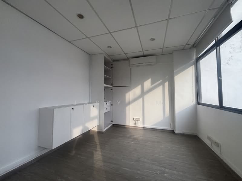 Horne Road, Horne Road, Beach Road / Bugis / Rochor, 1,600 sqft, Light Industrial (B1) For Rent, by Jasey Lim, 500241236 - Office 2 - CommercialGuru.com.sg
