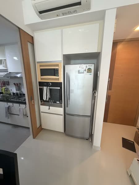 Casa Merah, 50 Tanah Merah Kechil Avenue, 2 Bedrooms, 958 sqft, Condominium For Rent, by Edward Fu, 500241243 - Kitchen - PropertyGuru.com.sg