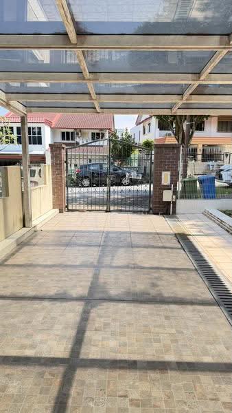Jalan Dermawan, Jalan Dermawan, 4 Bedrooms, 2,500 sqft, Corner Terrace For Sale, by Jasmine Ong, 500241271 - Exterior - PropertyGuru.com.sg