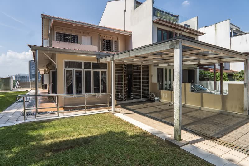 Jalan Dermawan, Jalan Dermawan, 4 Bedrooms, 2,500 sqft, Corner Terrace For Sale, by Jasmine Ong, 500241271 - Exterior - PropertyGuru.com.sg