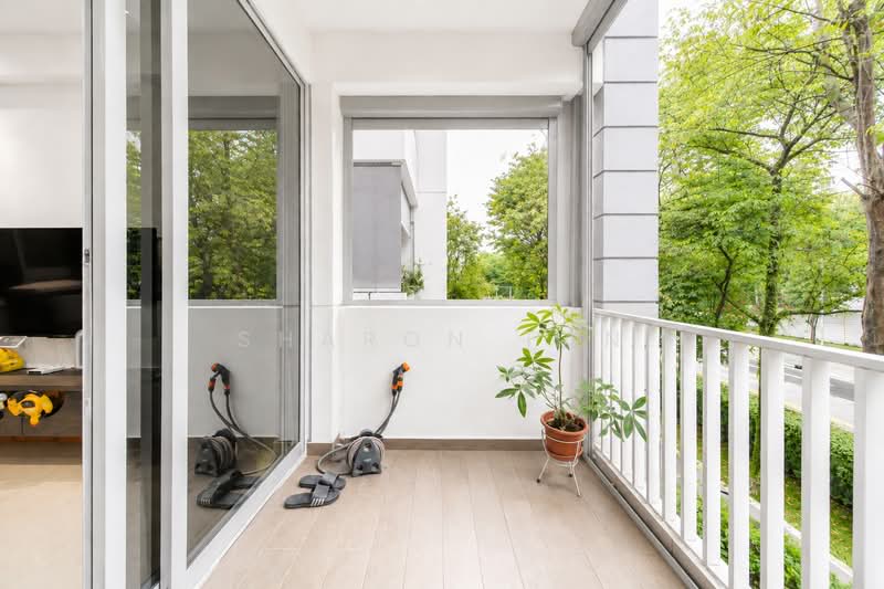 Woodhaven, 71 Woodgrove Avenue, 1 Bedroom, 624 sqft, Condominium For Sale, by Sharon Tan, 500241278 - Balcony - PropertyGuru.com.sg