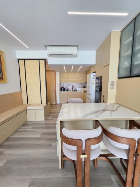 Hillview Regency, 26 Bukit Batok East Avenue 2, 3 Bedrooms, 1,119 sqft, Condominium For Sale, by Denny Lim, 500241284 - PropertyGuru.com.sg