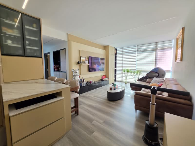 Hillview Regency, 26 Bukit Batok East Avenue 2, 3 Bedrooms, 1,119 sqft, Condominium For Sale, by Denny Lim, 500241284 - PropertyGuru.com.sg