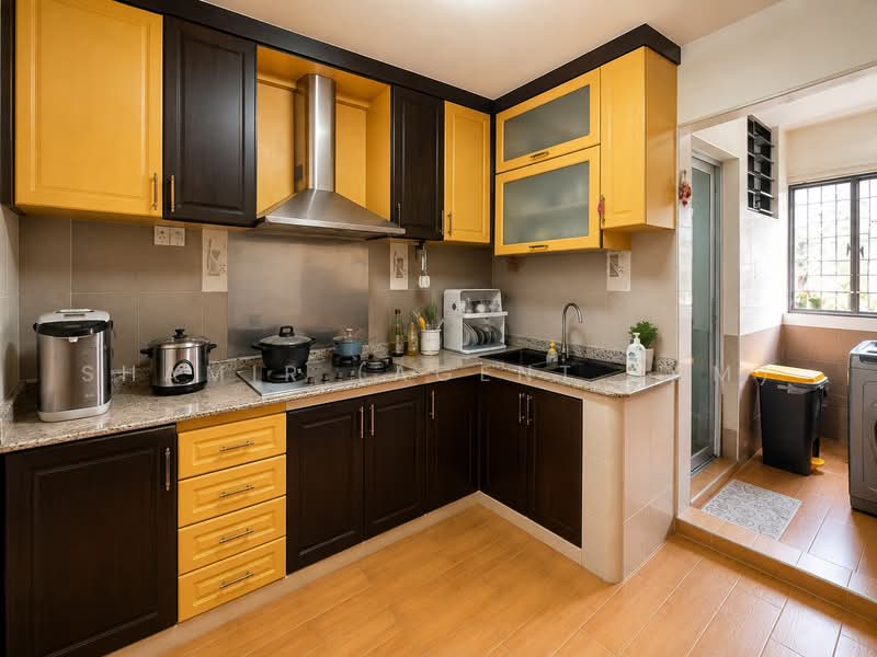 727 Woodlands Circle, 727 Woodlands Circle, 3 Bedrooms, 1,108 sqft, HDB Flat For Sale, by Shamir (Agent SAM), 500241285 - Kitchen - PropertyGuru.com.sg