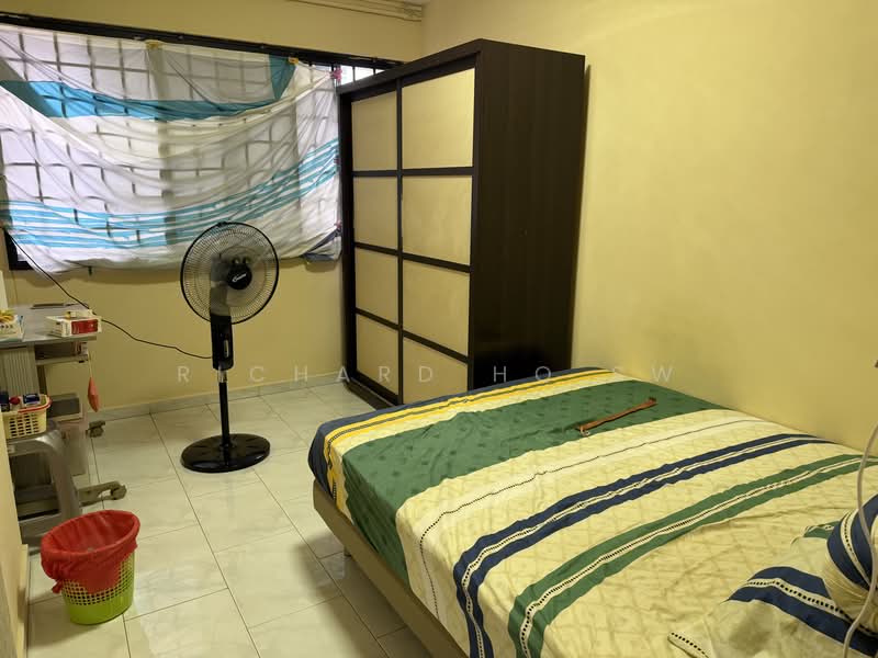 295 Choa Chu Kang Avenue 2, 295 Choa Chu Kang Avenue 2, 3 Bedrooms, 1,119 sqft, HDB Flat For Sale, by Richard Ho SW, 500241291 - Bedroom - PropertyGuru.com.sg